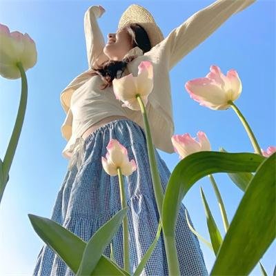 左撇子女孩